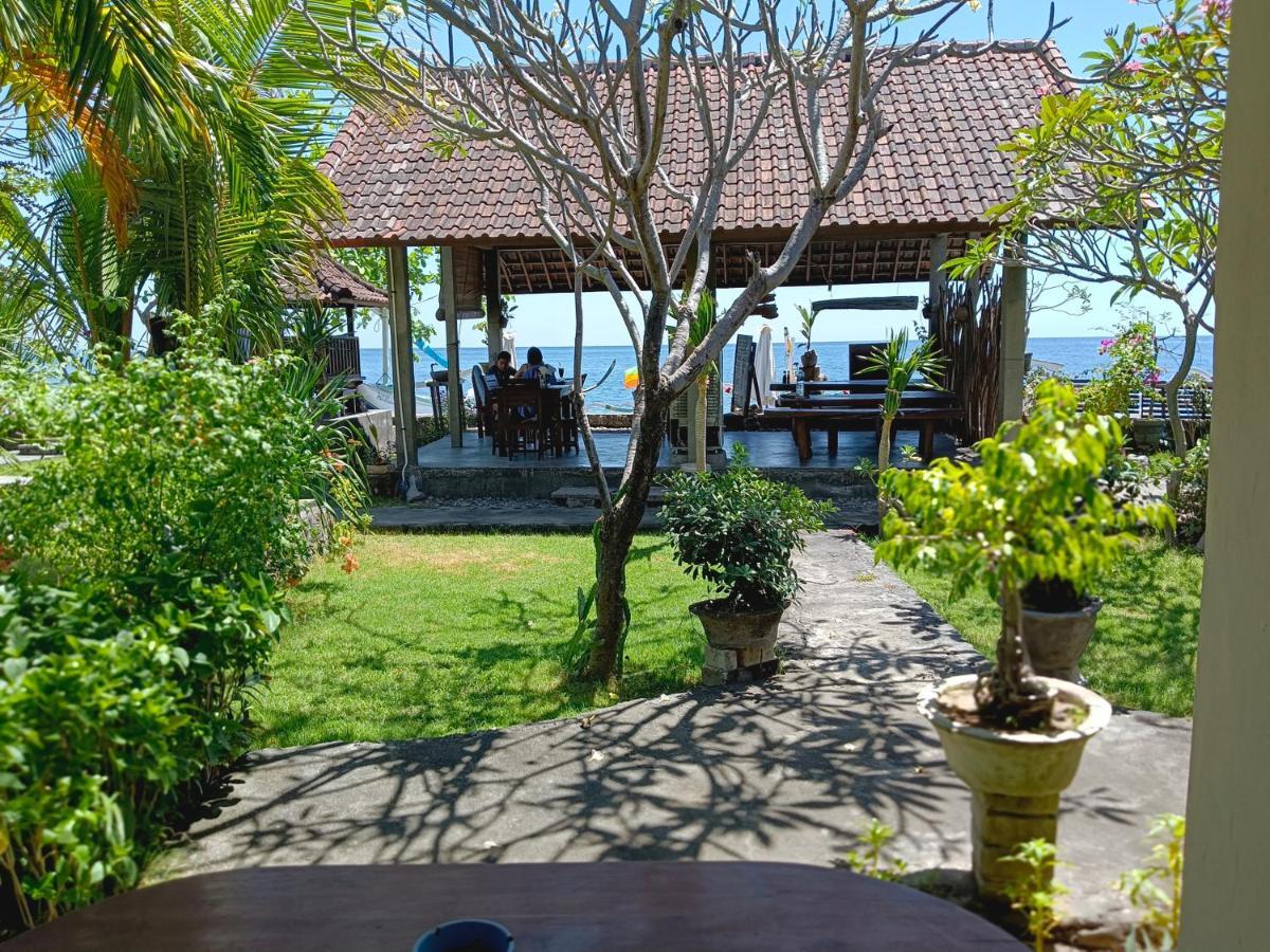Beach Side Amed Delem Family Ambat Exterior photo